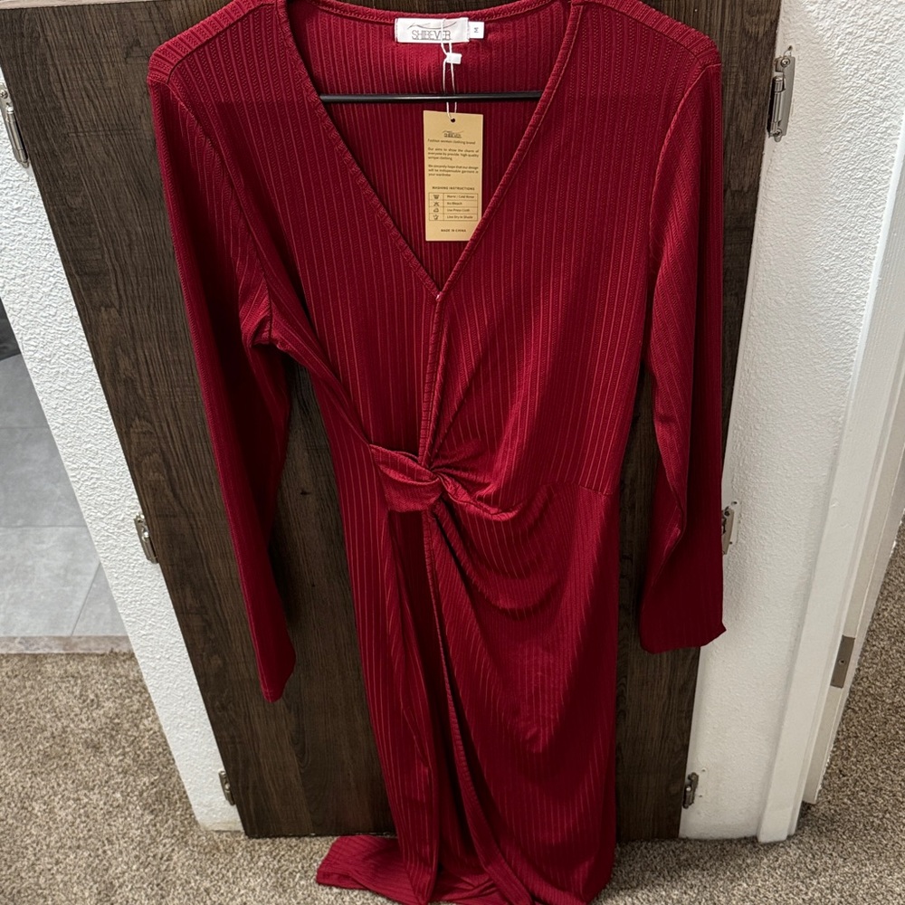 Gaze Red Long Sleeve Wrap Dress